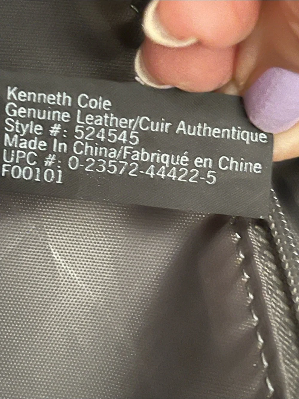 Kenneth Cole Reaction Black Leather Messenger Bag with Adjustable Strap